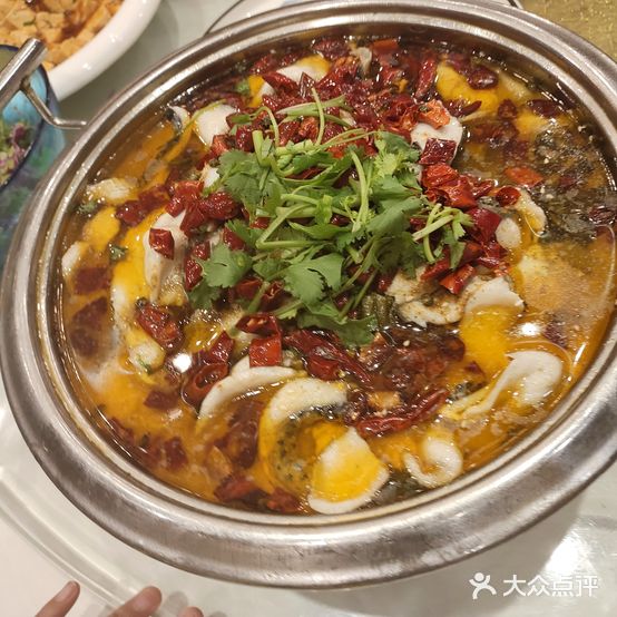 天外天美食广场(哈尔滨路店)