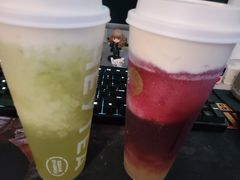 -喜茶(杭州滨江宝龙店)