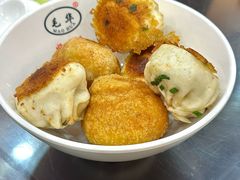 玉兰饼和生煎馒头-毛华美食(清扬路店)