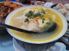 戴姐石锅海胆豆腐-戴河香地方名吃海鲜大馅蒸饺(黄金海岸一店)
