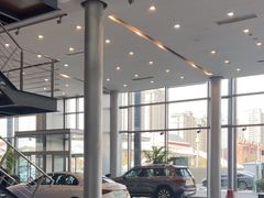 -天津波士信达奔驰4S店(卫津南路店)