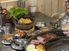 -哈哈碳都·牛肋条无限自助烤肉(台江万达店)