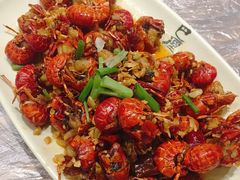 -巴厘龙虾·榜首油焖大虾(音乐学院·沿江酒馆店)