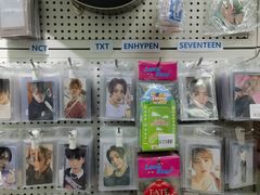 -Love Star追星馆(上海大悦城店)