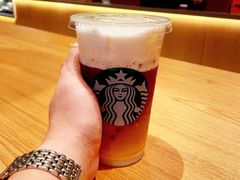 大溪地风情绵云冷萃-星巴克(万都店)