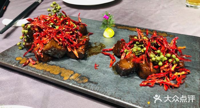醉月楼·老字号(建筑路店)椒麻谷饲牛肉粒图片