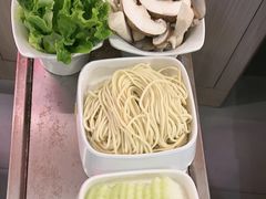 -宴全牛粤来越牛潮汕鲜牛肉火锅(海州万达广场店)