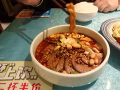 -张氏宽窄巷成都菜(澳德乐店)