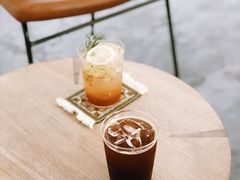 -You’ll see coffee 咖啡
