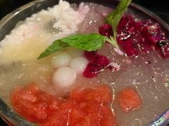 -何师烧烤·香辣蟹·川菜·30年老品牌(太古里旗舰店)