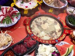 万丈红尘-巴九门老火锅(来福士打望店)