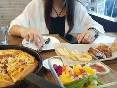 -必胜客(东莞地王店)