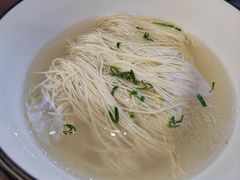 -百年老字号·观振兴蟹黄面·三虾面·苏式面(观前街富仁坊巷店)