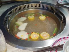 -三头牛·潮汕牛肉生蚝火锅 (夏湾店)
