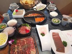 -热火朝天鲜切牛肉火锅(南强街巷店)