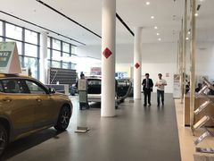 -上德宝骏宝马5S店