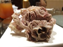 手抓羊脖子-尹兰楼西北风情餐厅(嘉定店)