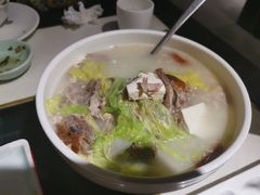 鸭架子汤-京味斋·北京烤鸭(北京南站洋桥店)