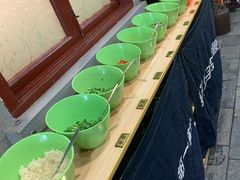 自主小料-超越炭火牛蛙火锅鸡(河东店)