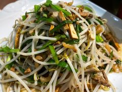 豆干炒银芽-大家发海鲜城夜排档(华山中路店)