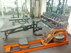 器械区-简·无界健身工作室·运动康复·体态(石厦店)