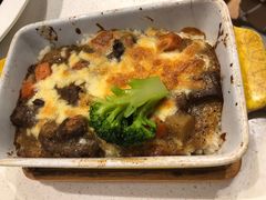 -汤姆家的牛排意面披萨(新城市广场店)