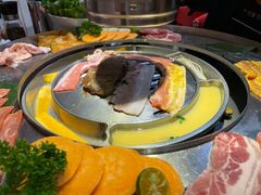 -哈哈碳都·牛肋条无限自助烤肉(台江万达店)