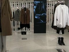 -ZARA(大上海时代广场店)