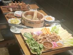 -聚串门儿·东北烧烤(信义坊店)