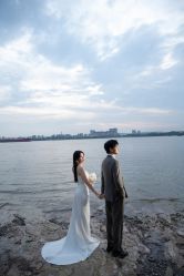 -雪中彩影婚纱摄影·微光艺术中心