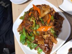 -六泰居·尔滨地标·东北菜(泰山路店)