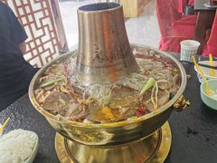 -撒拉人家.酸菜牦牛肉火锅