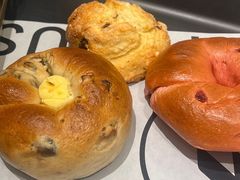 -HOT CRUSH趁热集合·现烤面包(环球港店)