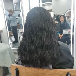 -藤野造型烫染·漂发