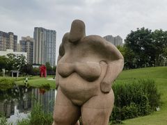 -李自健美术馆