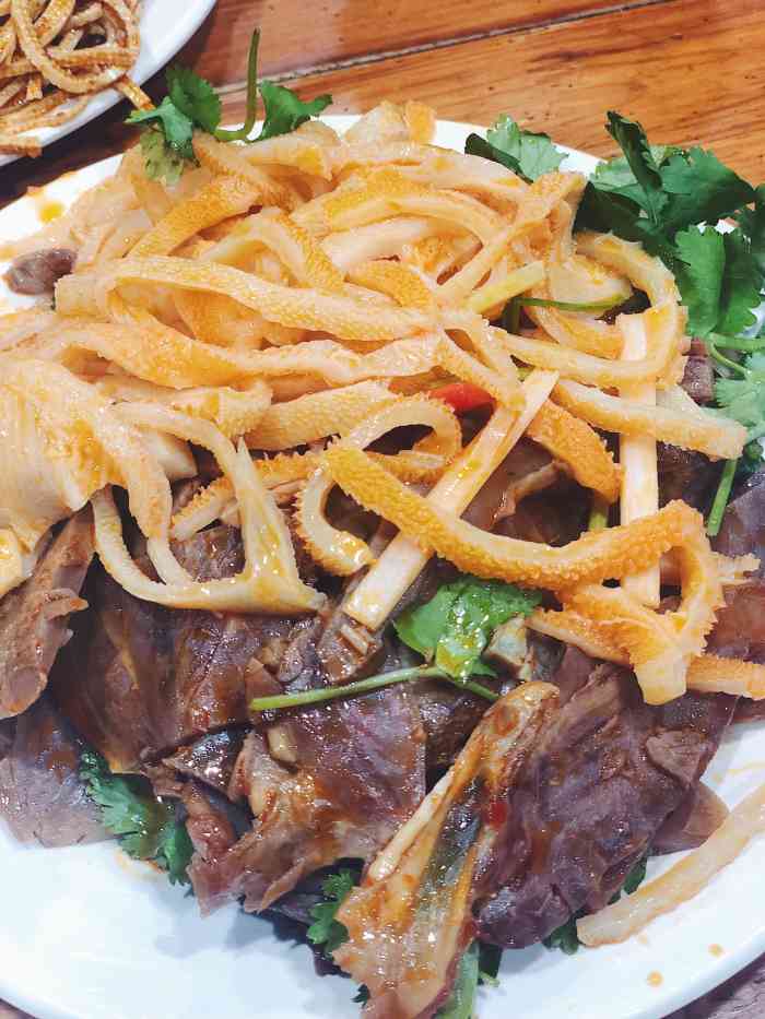 黎记烩面馆(民安路店)-"一直是他们家的忠实粉丝,小时候是吃咖喱烩.