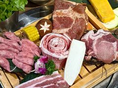 -香猪坊韩国烤肉专属门店(魏公村店)