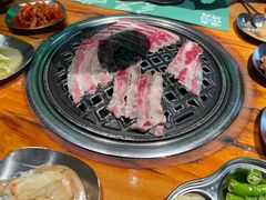 -唯成•韩国炭火烤肉 유성고기