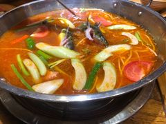 -快活林酸汤鱼鲜品火锅店(甲秀楼店)