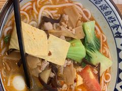 -蒙自源米线大王(信利城市广场店)