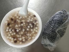 -芳婆糕团店(王府大街店)