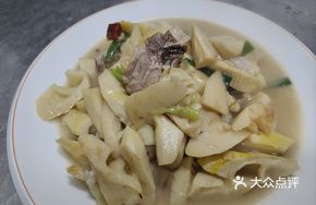 Bamboo Shoots with Salted Pork