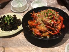 -巴厘龙虾·榜首油焖大虾(音乐学院·沿江酒馆店)