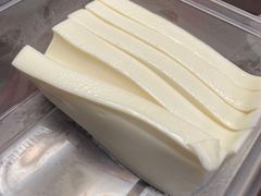 椰汁糕-黄师奶甜品店