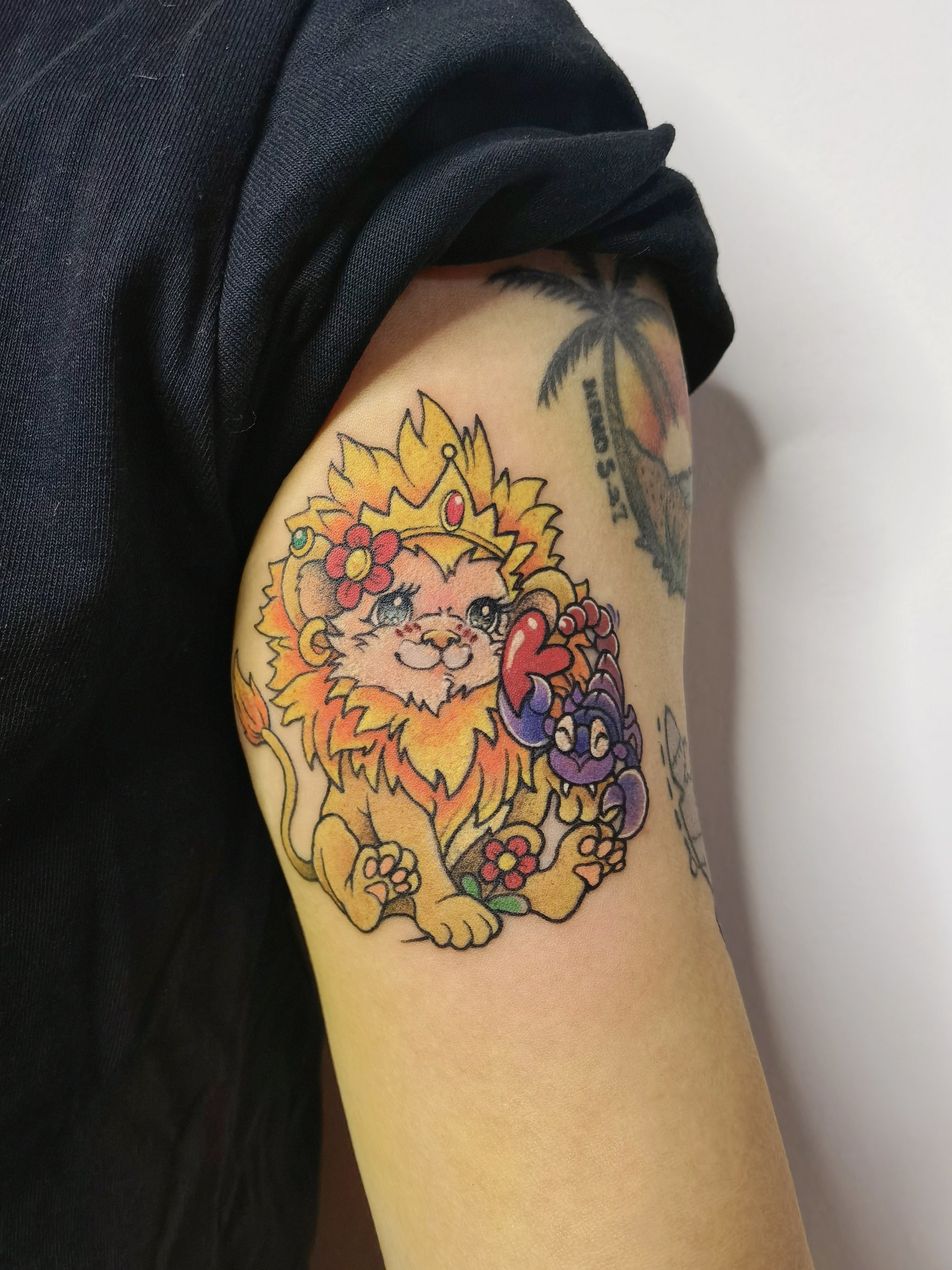 定制设计的🦁小狮子纹身