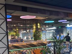 -港龙棋牌桌球城(上沙店)