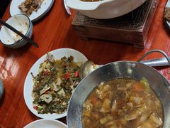 -芦茨金富饭庄·25年老字号·专做稻草鸡