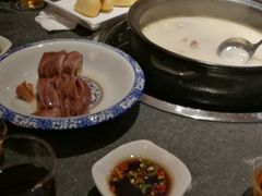 -大匠工房古船木艺术餐厅·猪肚鸡专门店(长白仙岛店)