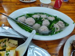 上汤浸手工自制猪肉丸-大地土窑菜馆·特色罗浮农家菜(罗浮山景区店)