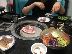 -烤路里·韩国品质自助烤肉(石路天虹4号店)
